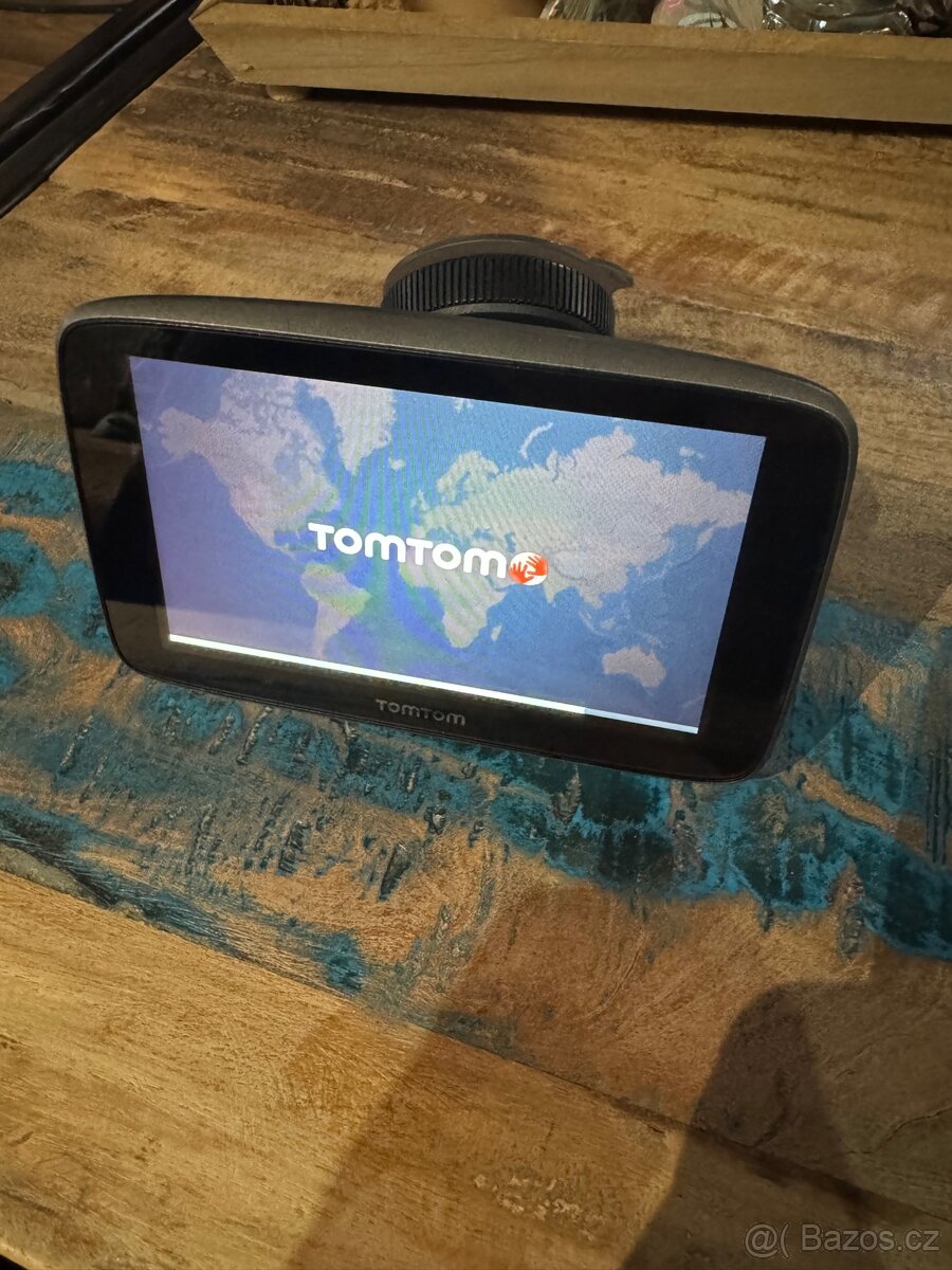 Navigace TomTom 5200