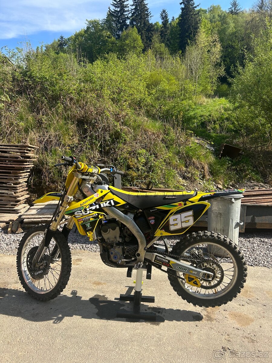 Suzuki 250