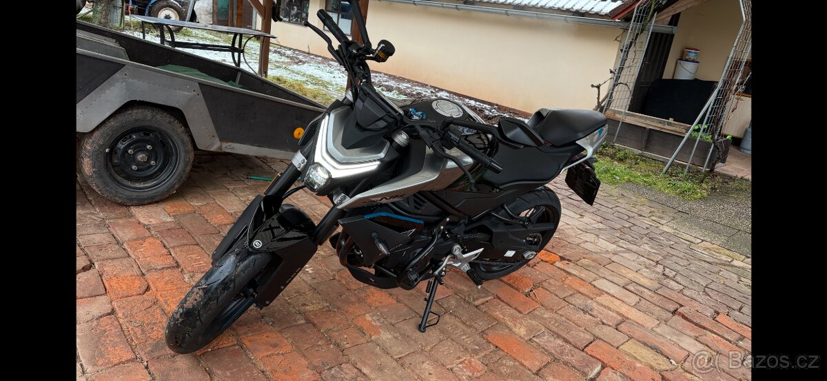 Cf moto 450nk a2 35kw