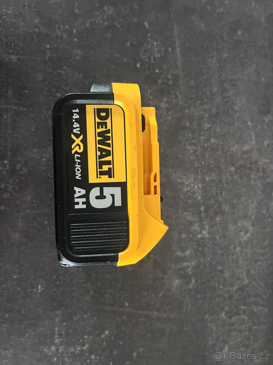 Dewalt AKU baterie 14,4V 5Ah