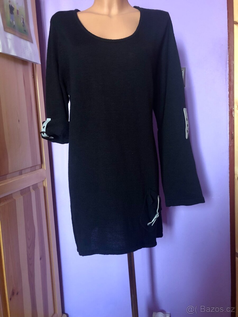 elegantní svetřík s ozdobným páskem vel. 44/46