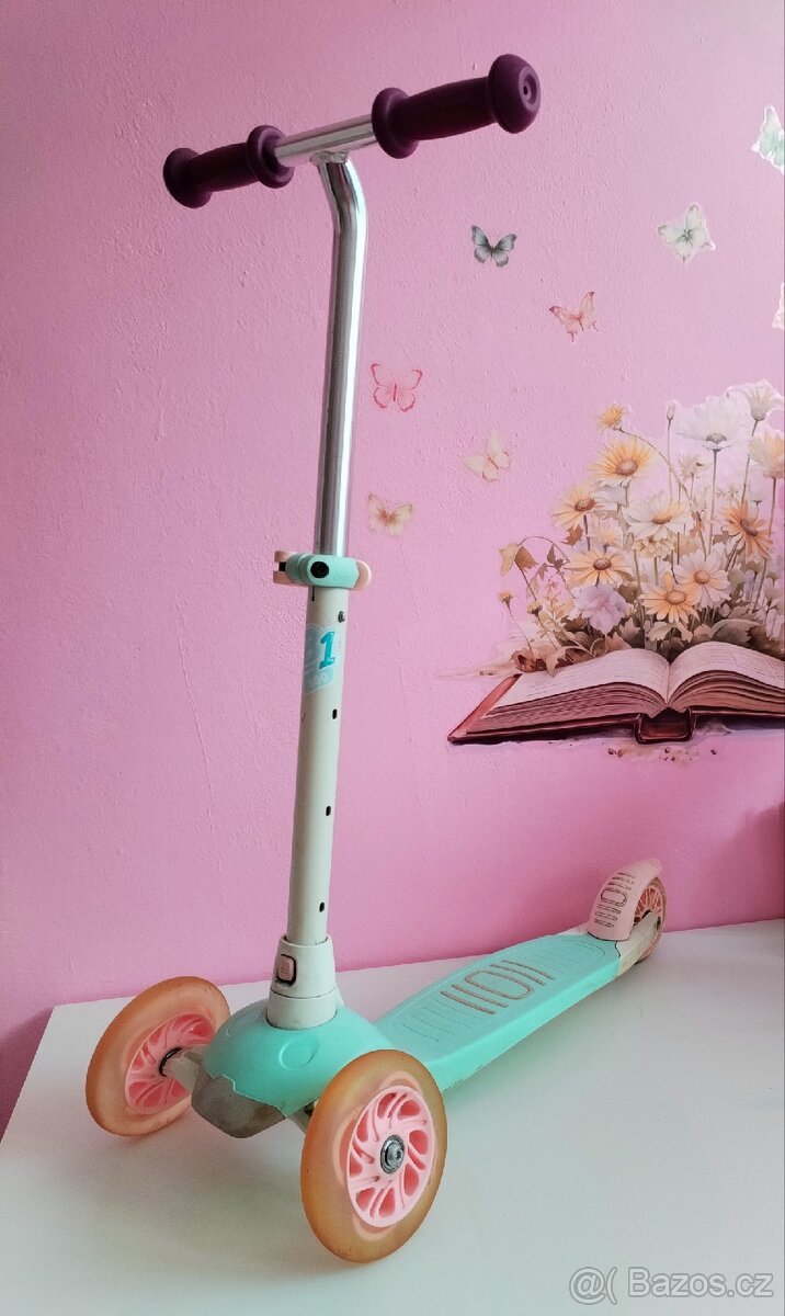 Dětská koloběžka oxelo B1 500