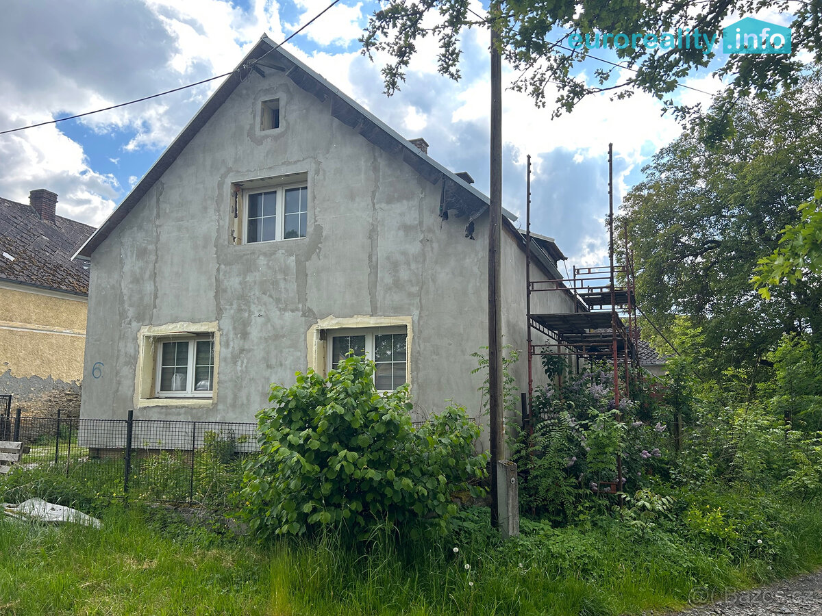 Prodej, rodinný dům 220 m2, Čeliv u Kokašic