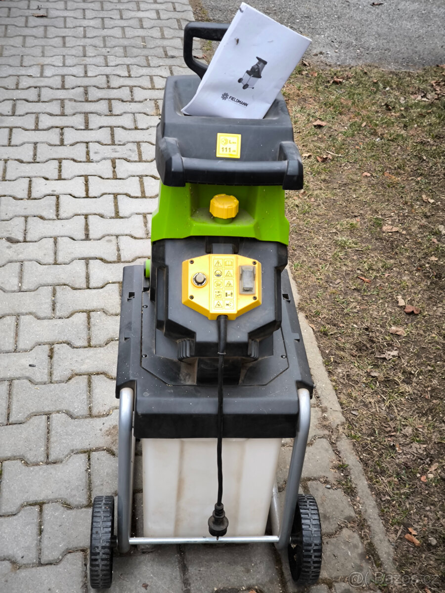 Elektrický drtič větví Fieldmann FZD 4020-E