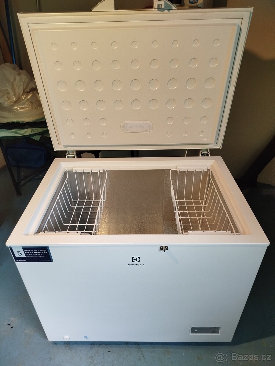 Pultový mrazák Electrolux