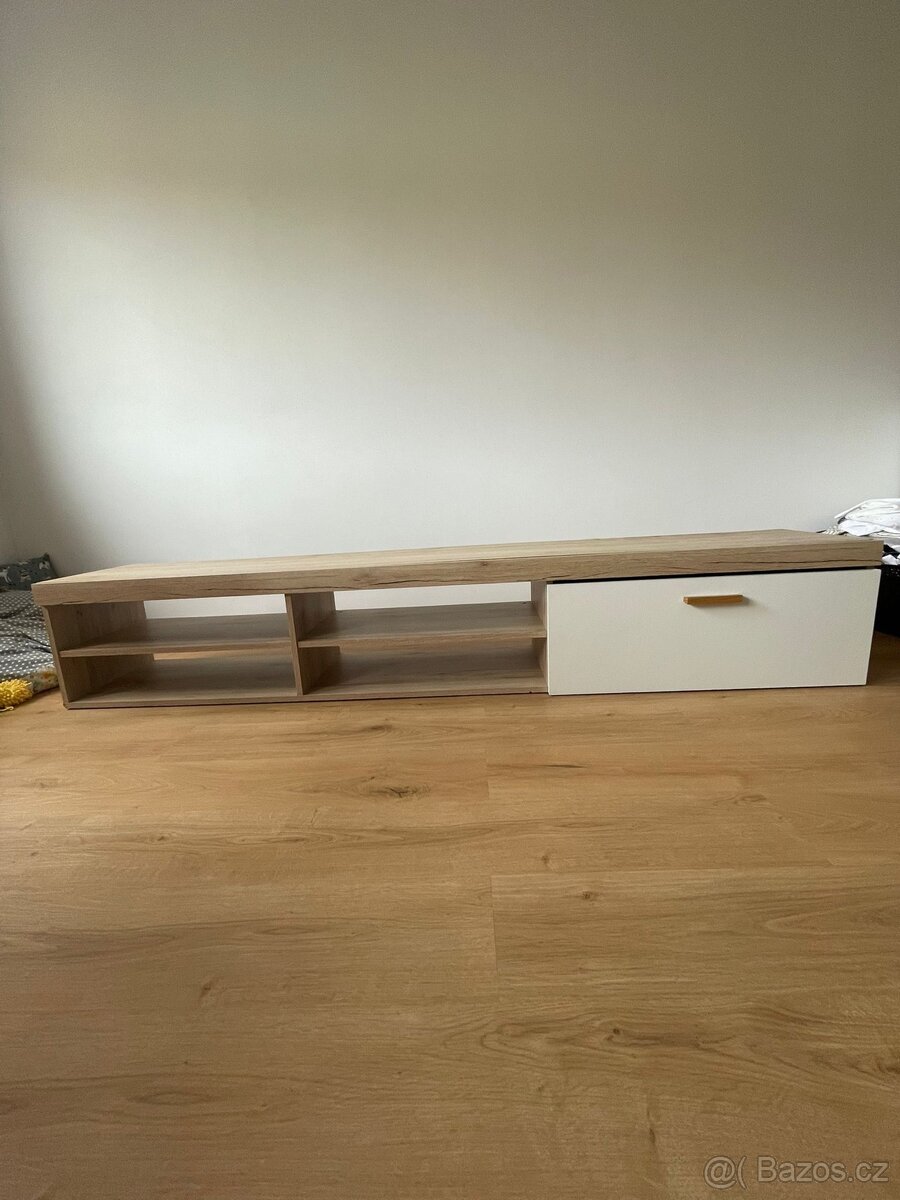 TV komoda 220x40x38 cm