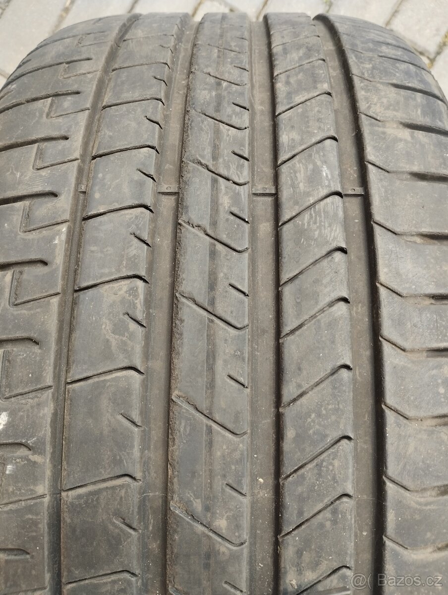 Pirelli 275/35 R20 DOT3723