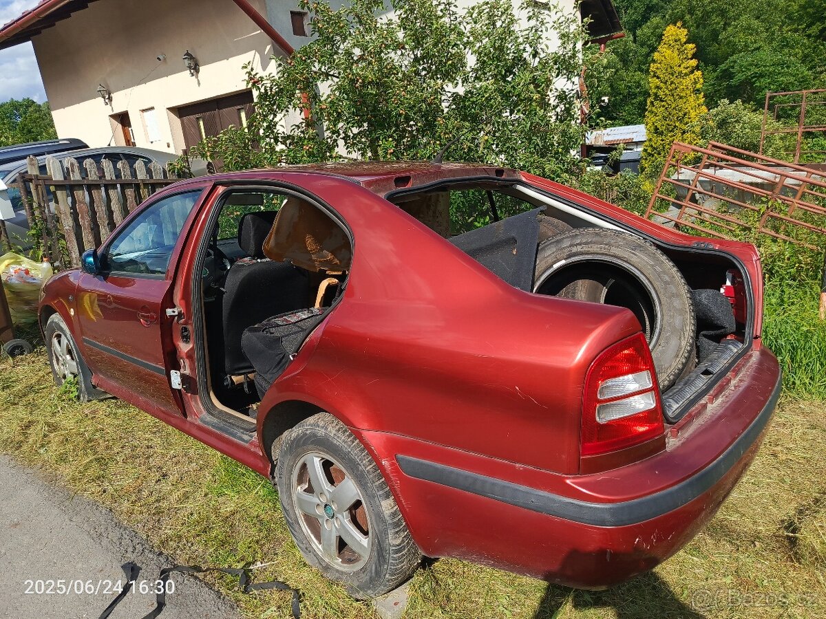 Na nahradní dily Škoda Octavia 1 ,1.6i