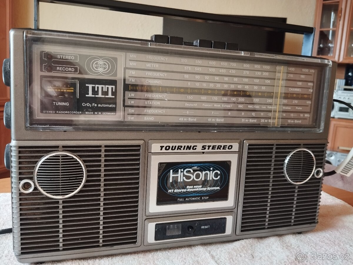 Radiomagnetofon ITT