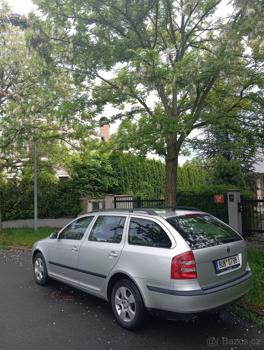 Škoda Octavia 1.6 mpi benzín kombi