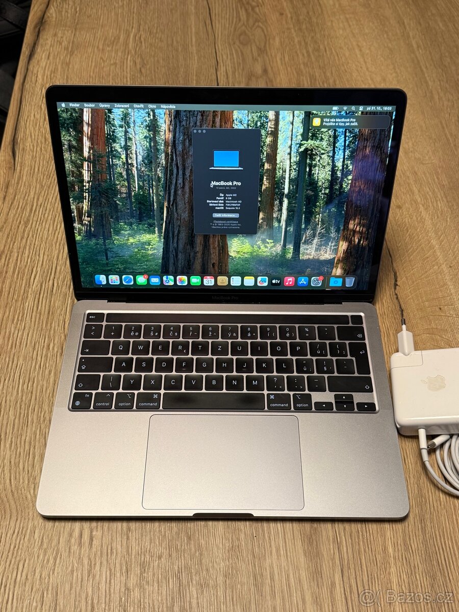 Apple MacBook Pro 13" 2022 M2 512GB Stříbrný