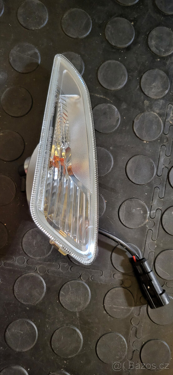 Přední blinkry Vespa Primavera Sprint 50