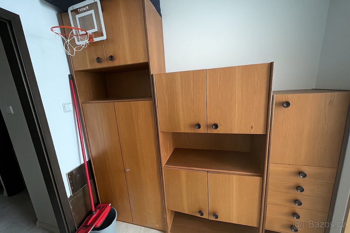 Obývací stěna za odvoz