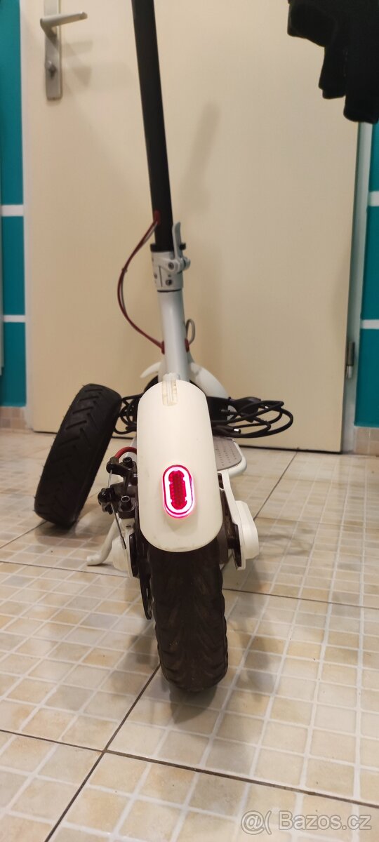 Koloběžka Xiaomi electric Scooter 2 až 600W