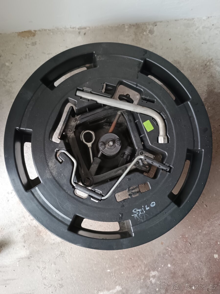 Hever zásobník Fiat Stilo