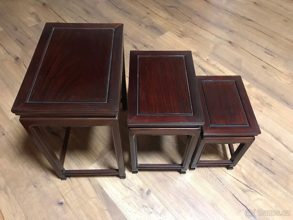 Orientální sada tři stolku
