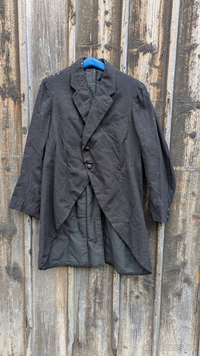 Velmi starý žaket. 30 léta.