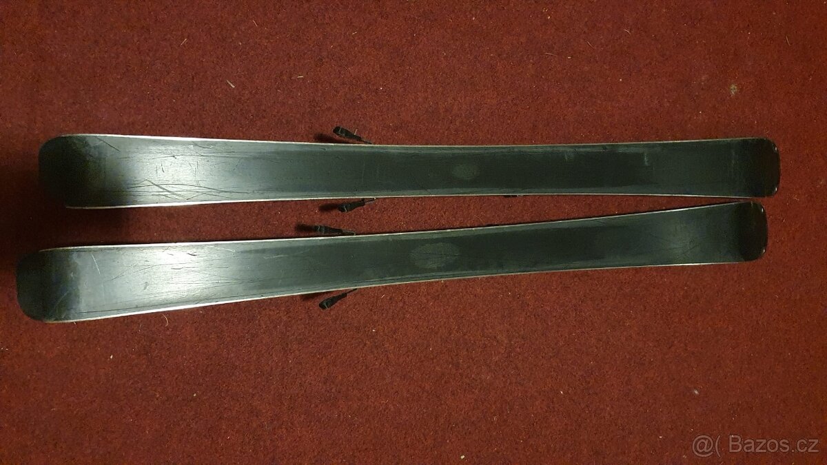 Lyže zn. Völkl 110