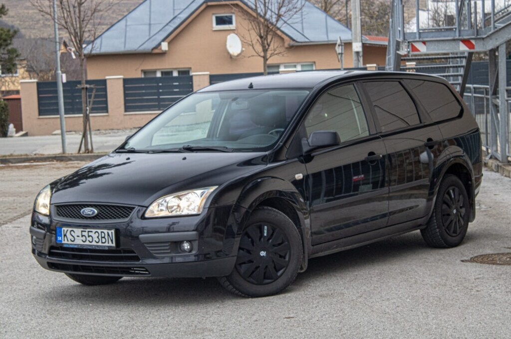 Ford Focus Kombi 1.6 VCT Trend - 1.majiteľ