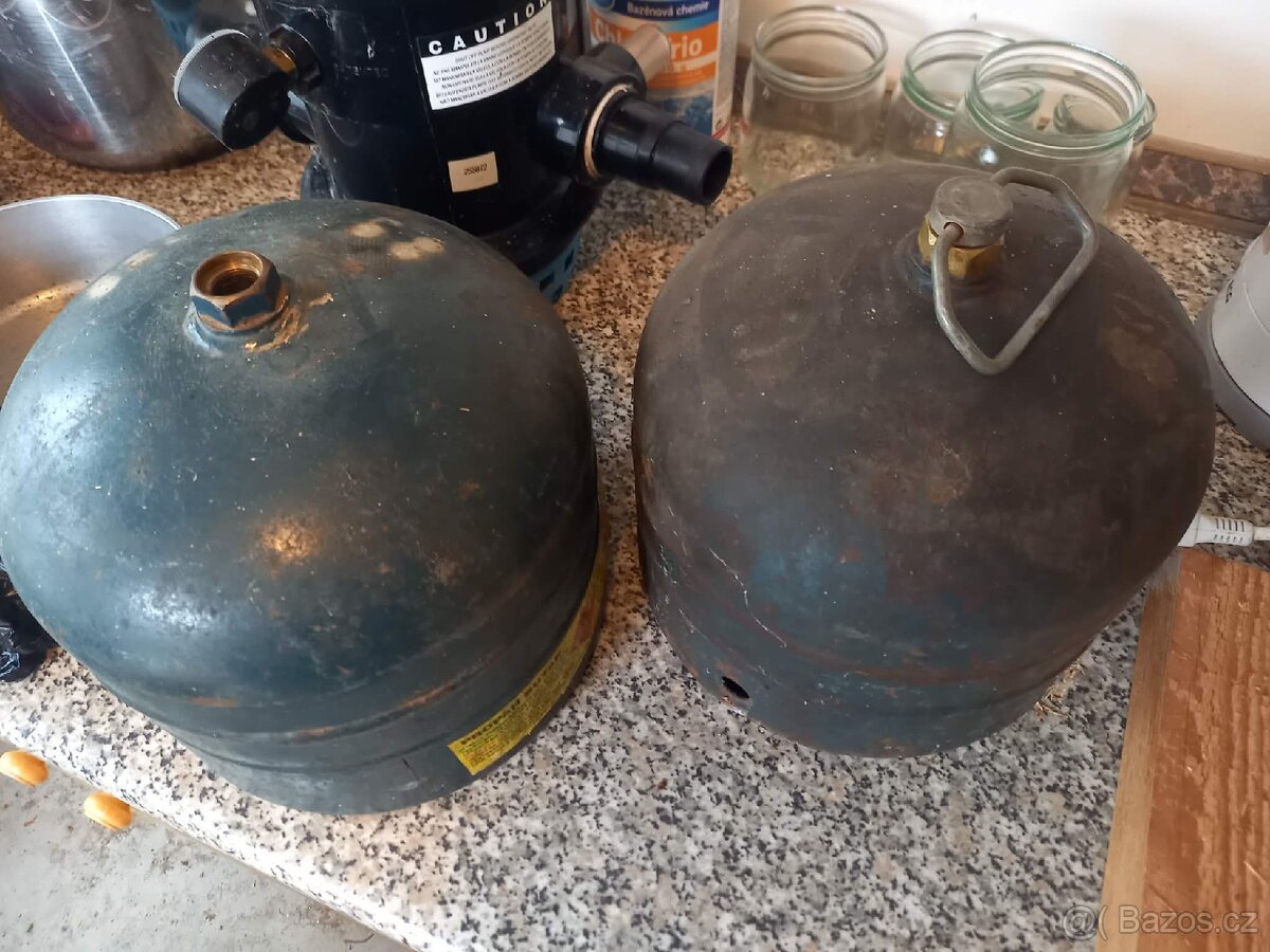 Plynové bomby