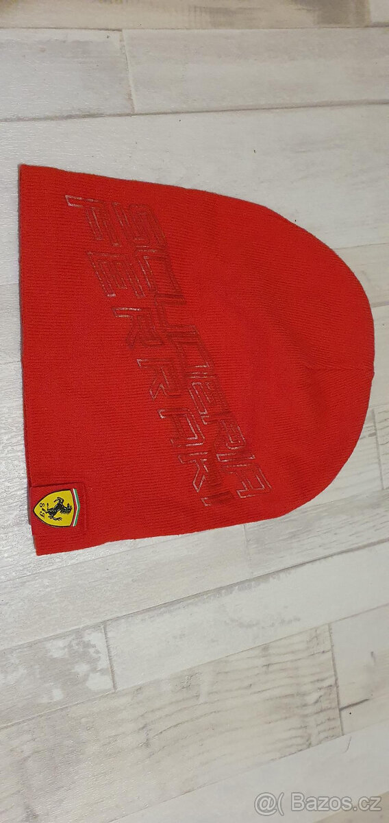 Scuderia Ferrari Junior čepice - obvod 47-50cm nová