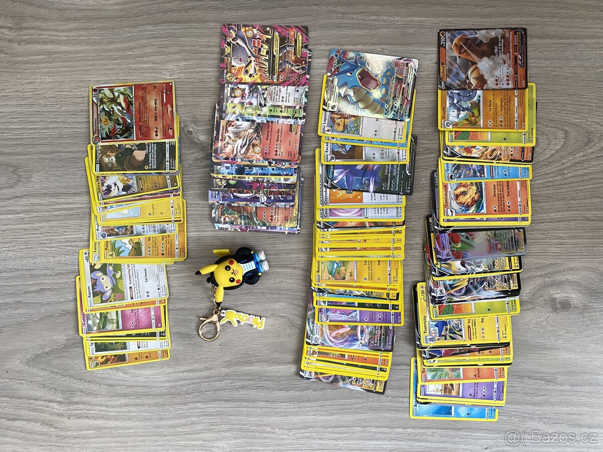 Hrací karty Pokemon