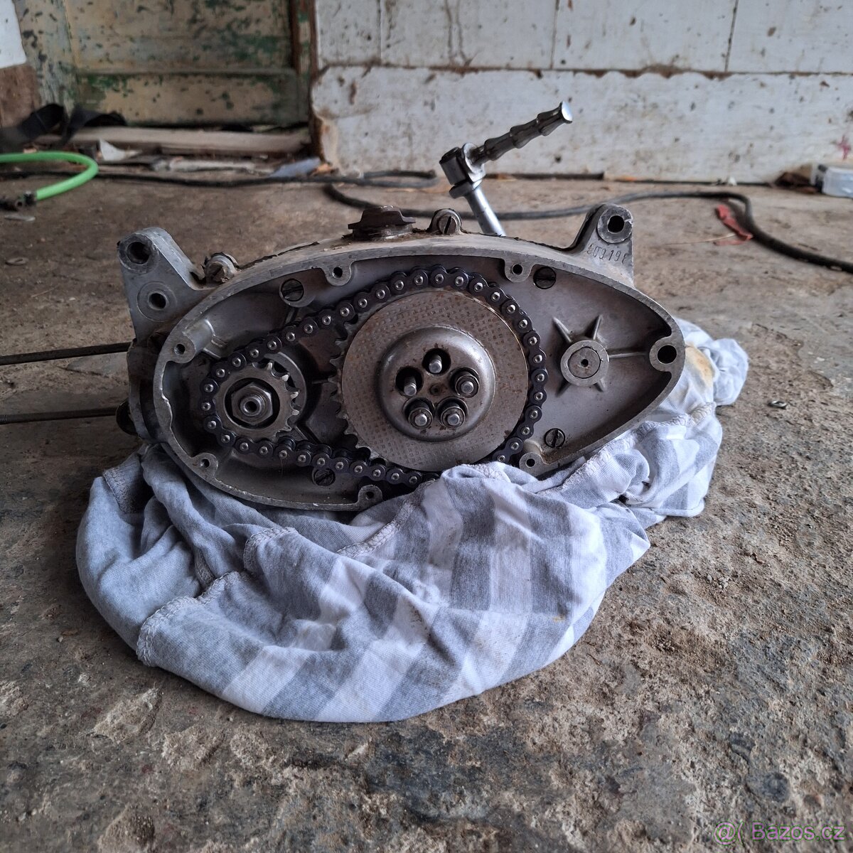 Motor jawa 05