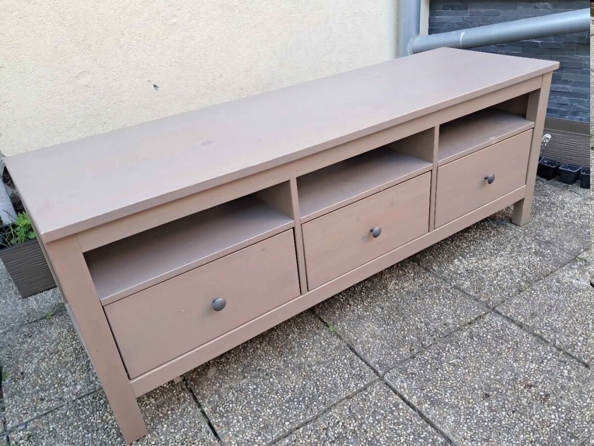 TV stolek IKEA šedohnědá