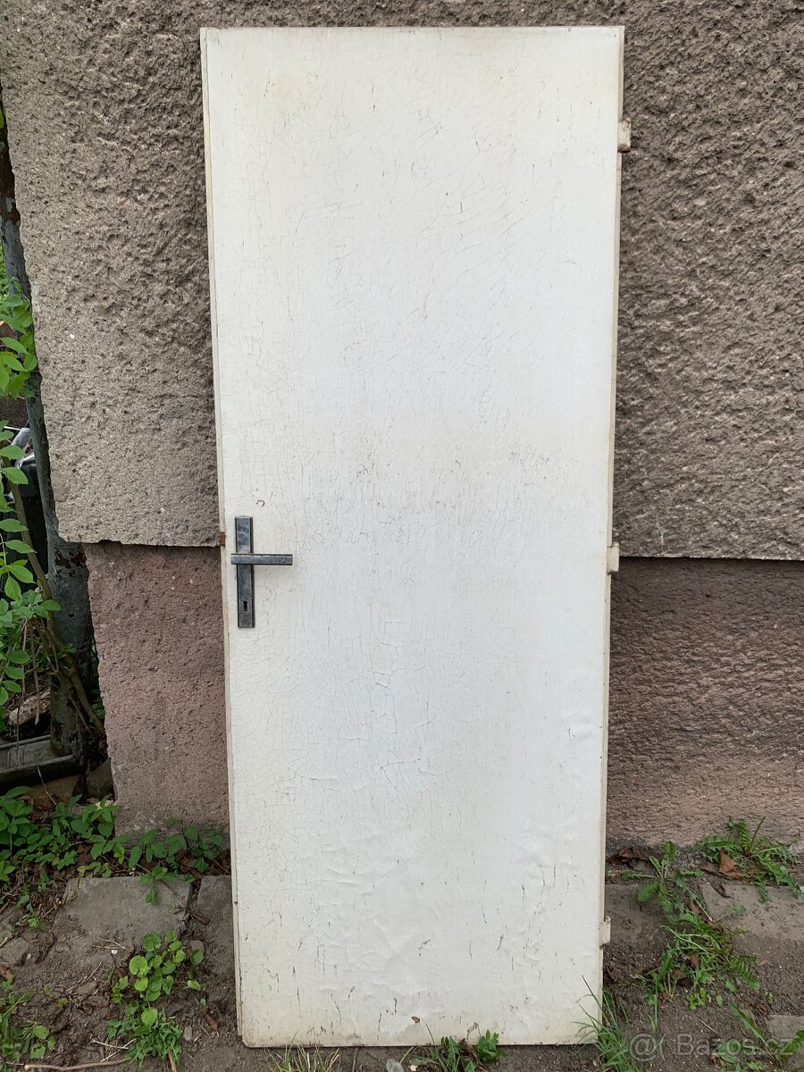 Daruji dveře.