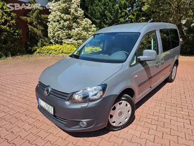 VW Cady Maxi 2.0 TDI 103kw,7.sedadel,Tažné,Navi,Tempomat.