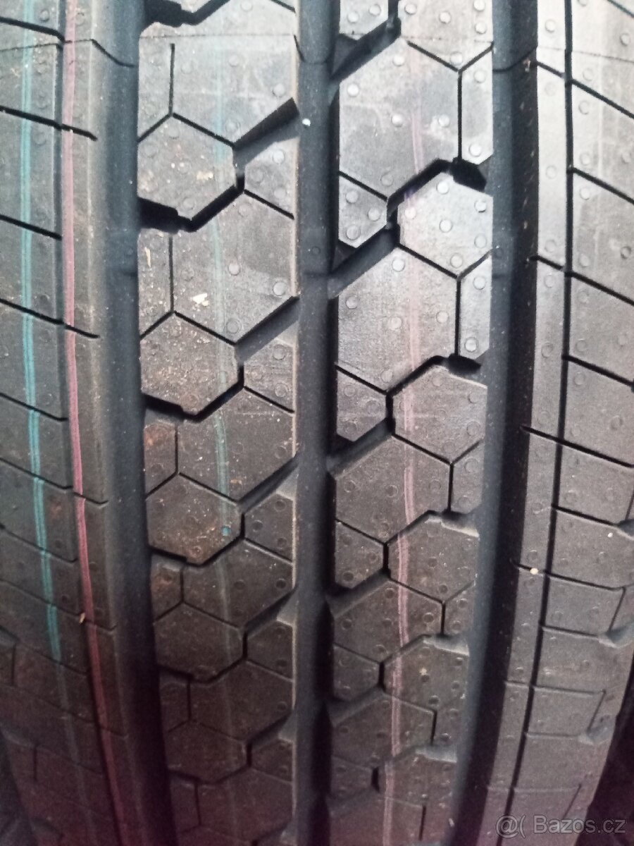 195/75R16 C 110/108 R Matador