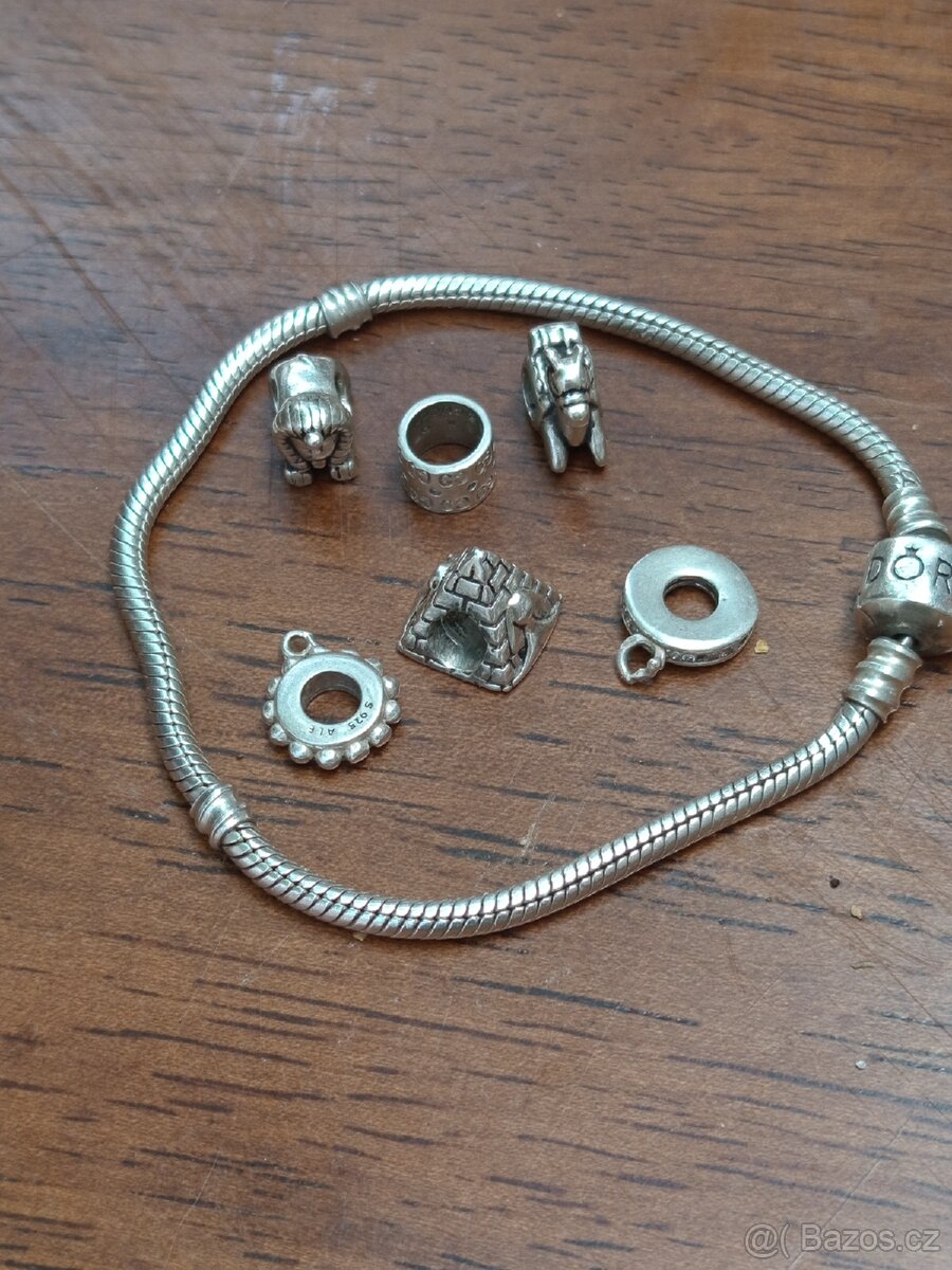 PANDORA náramek 19cm s 6 ti korálky ,SUPER CENA ,- 1000,-