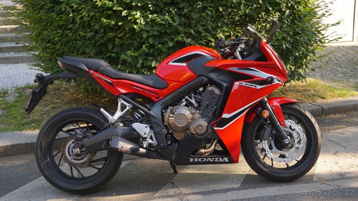 Honda CBR 650F – 35 kW, možno řídit s A2, perfektní stav