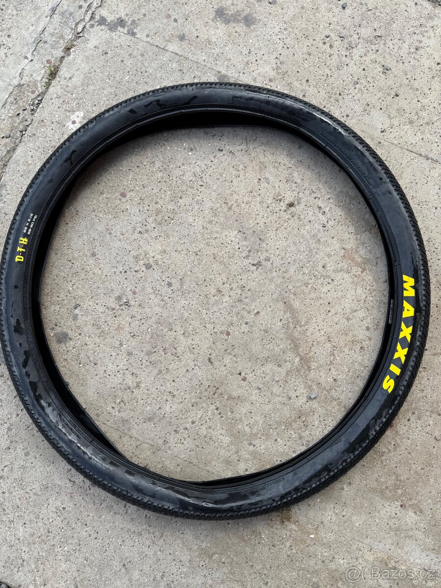 Prodám pláště maxxis dth 26” 2,15