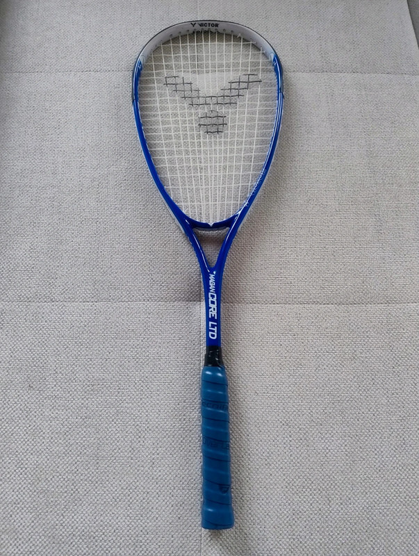 Squashová raketa Victor Magan Core LTD