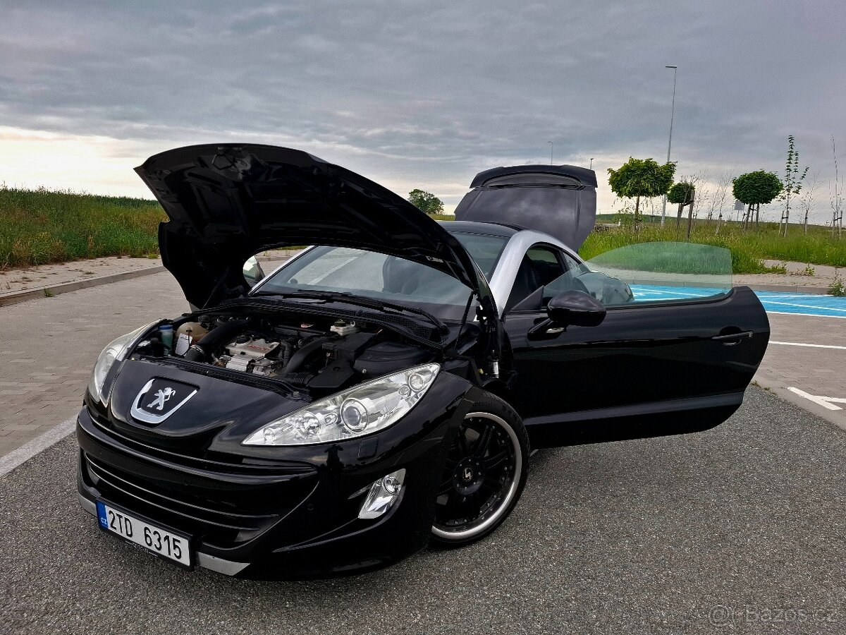 Peugeot RCZ 1.6 Turbo - THP200, Komplet servis, Plná výbava