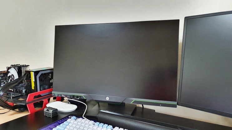 27" hp X27i 2K Gaming monitor: 2560x1440p, IPS, matný,144Hz