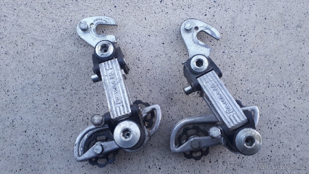 Díly na kolo Favorit