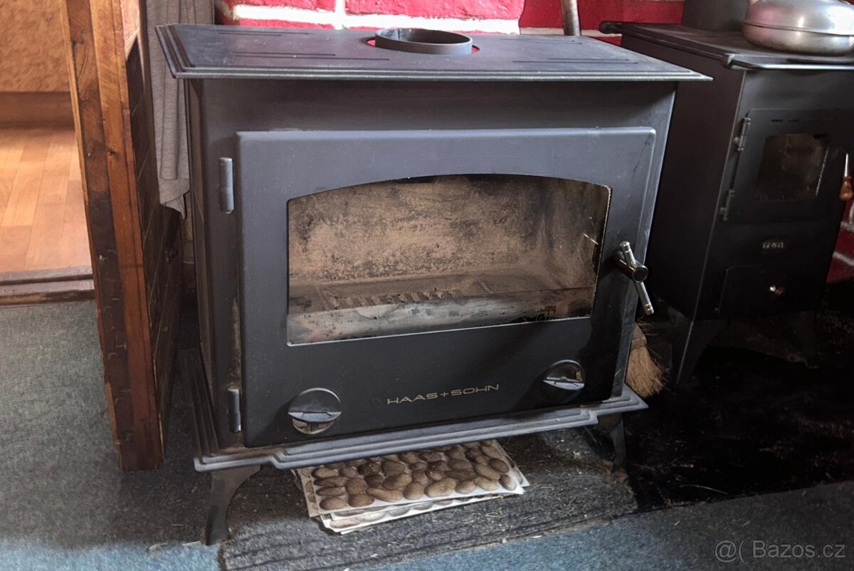 Prodám krbová kamna Haas Sohn model Trentino