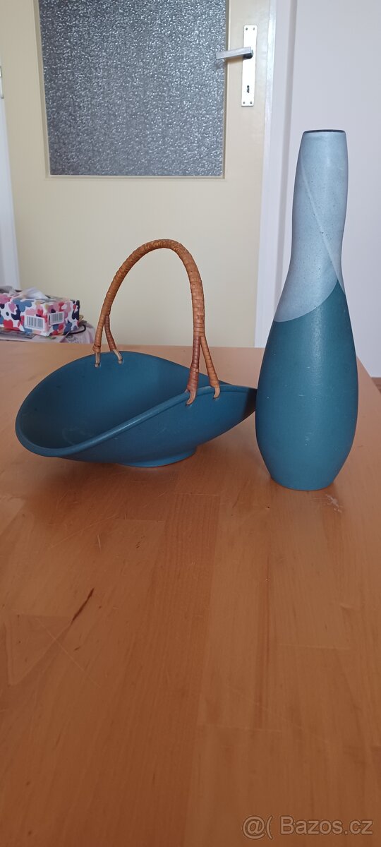 Stará váza + košík
