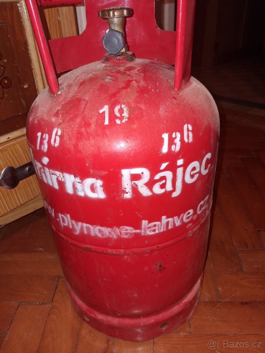 Prodám kombinovaný spořák Mora