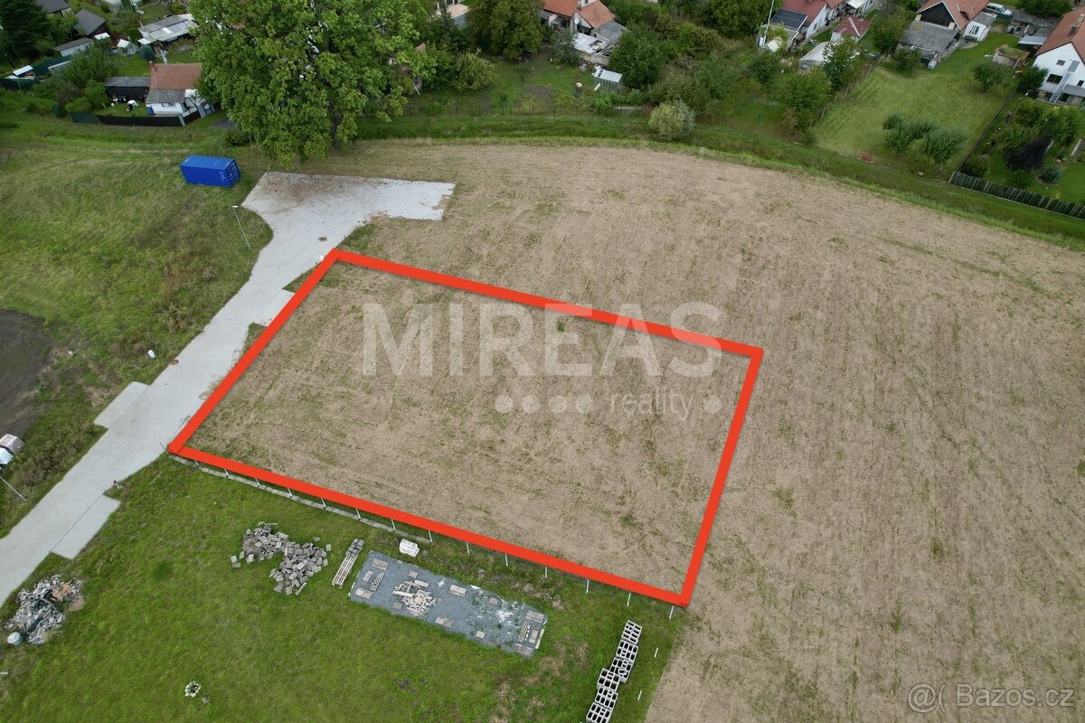Hořátev, prodej stavebního pozemku 1.148 m2, okr. Nymburk.