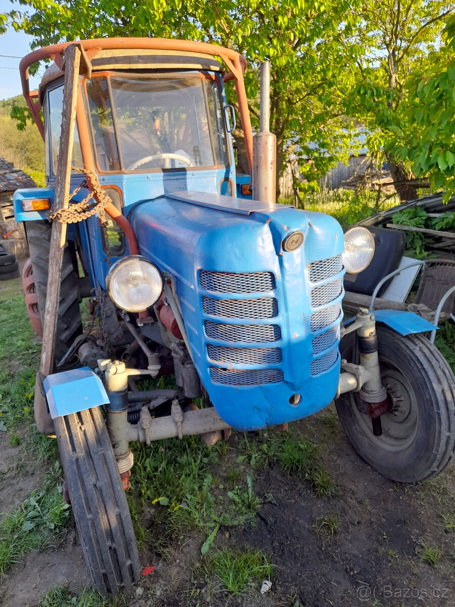Zetor 3011 po velke opravě s spz bez stk s čápem