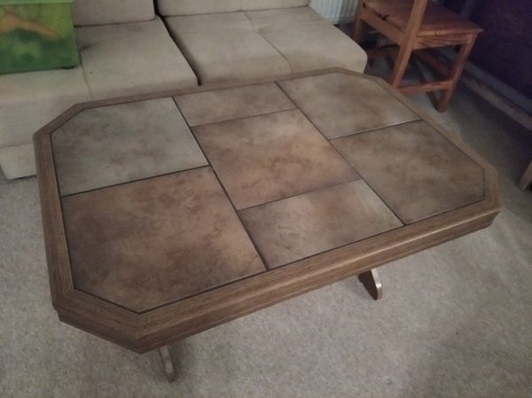 Konferenční stolek