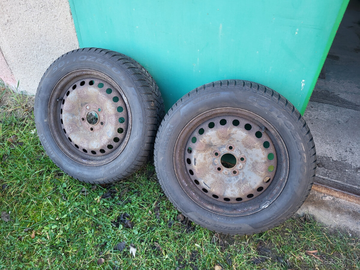 Zimní pneumatiky s disky původně na Ford Mondeo, a další
