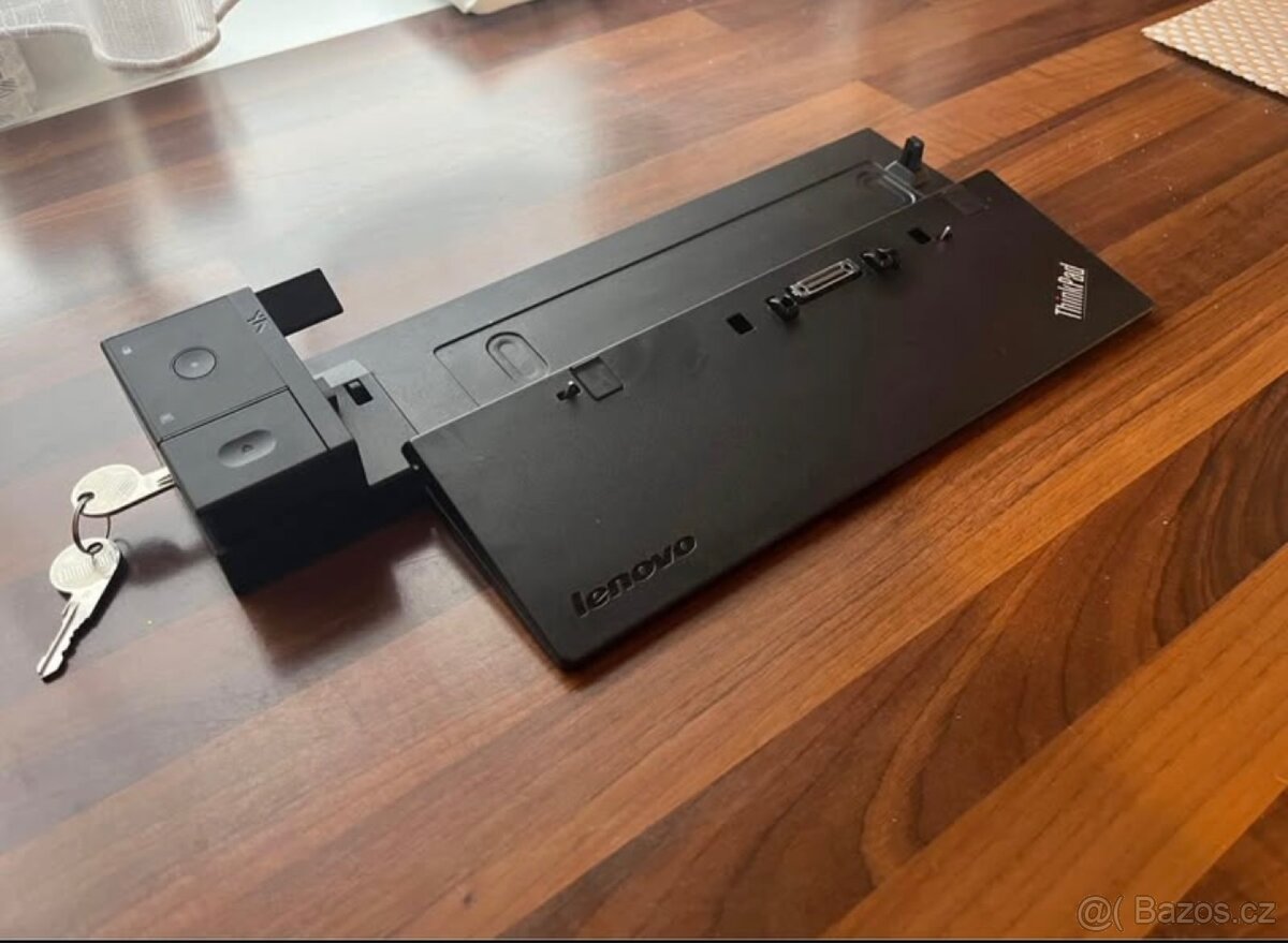 Dokovací stanice Lenovo
