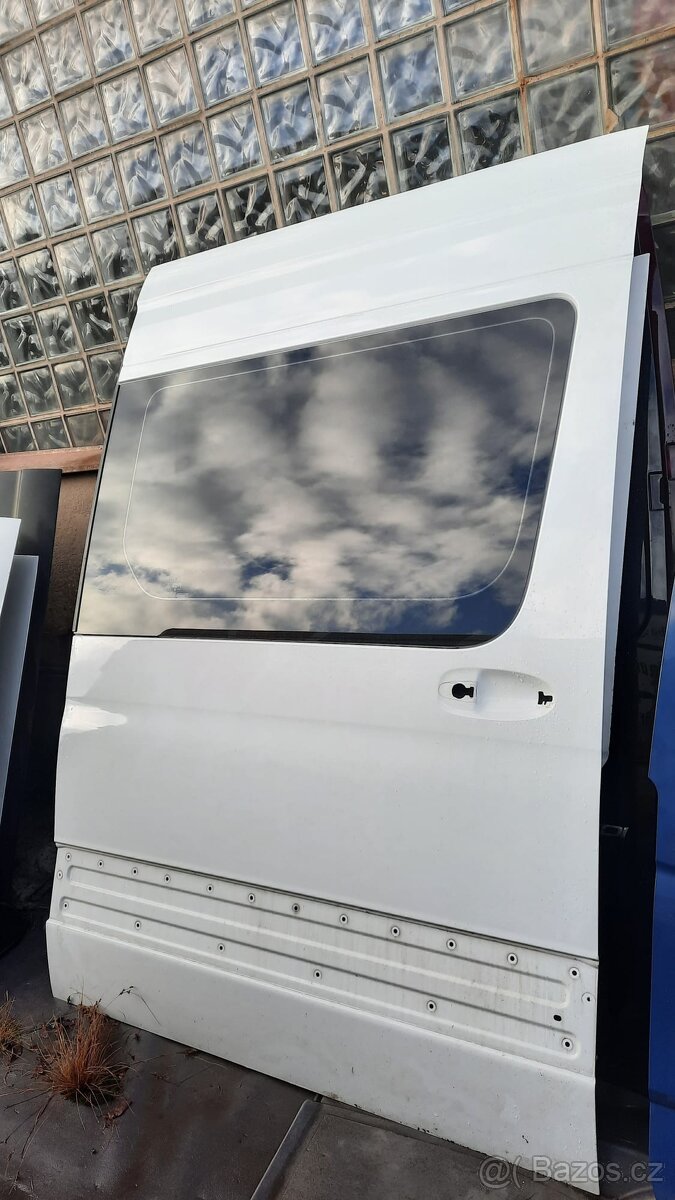 boční dveře mb sprinter 907 prosklené