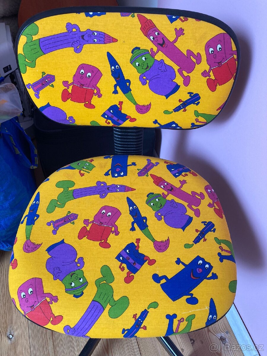 Dětská kolečková židle