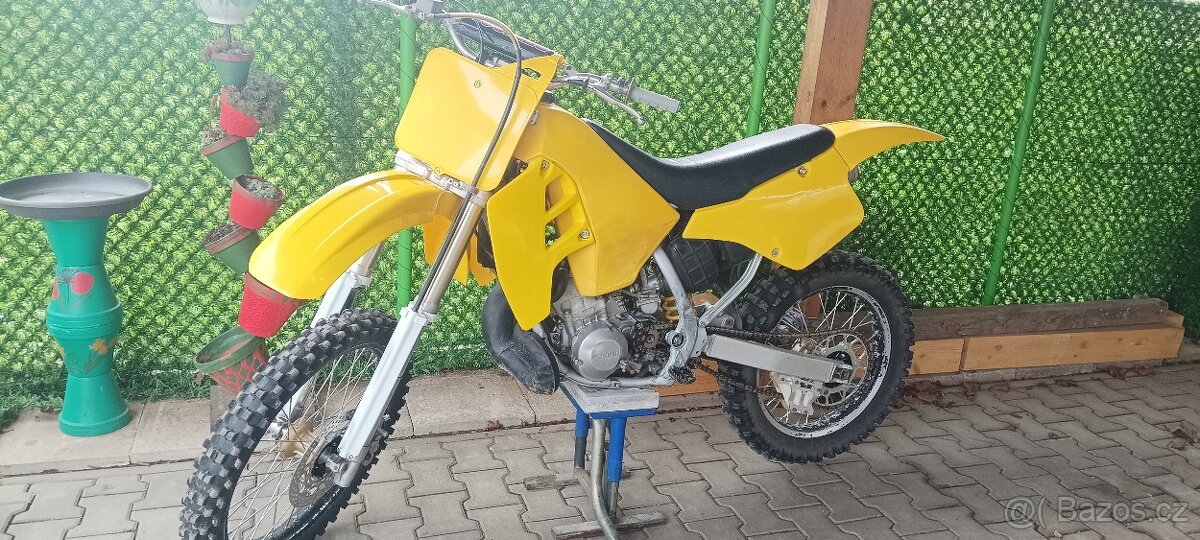 Prodám Suzuki RM 250