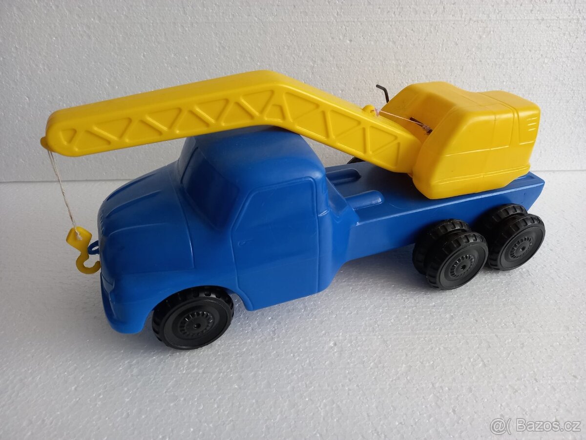 TATRA 138 GUMOTEX